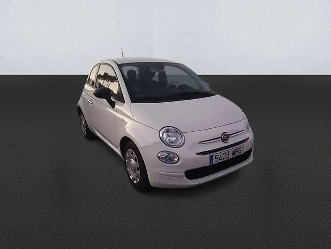 Usado Fiat 500 71 CV (52 kW) 2022 Blanco Utilitario