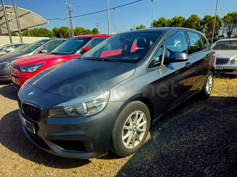 Usado BMW 216 Active Tourer Comfort Edition 116 CV (85 kW) 2018 Gris / plata Monovolumen