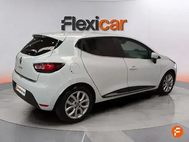 Usado Renault Clio LIMITED 90 CV (66 kW) 2019 Blanco