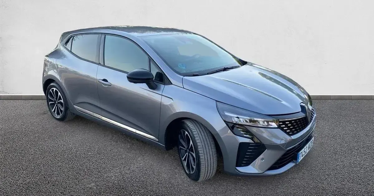 Usado Renault Clio Techno 100 CV (73 kW) 2025 Utilitario
