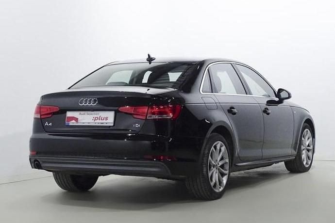 Usado Audi A4 S-Line 150 CV (110 kW) 2017 Negro Berlina