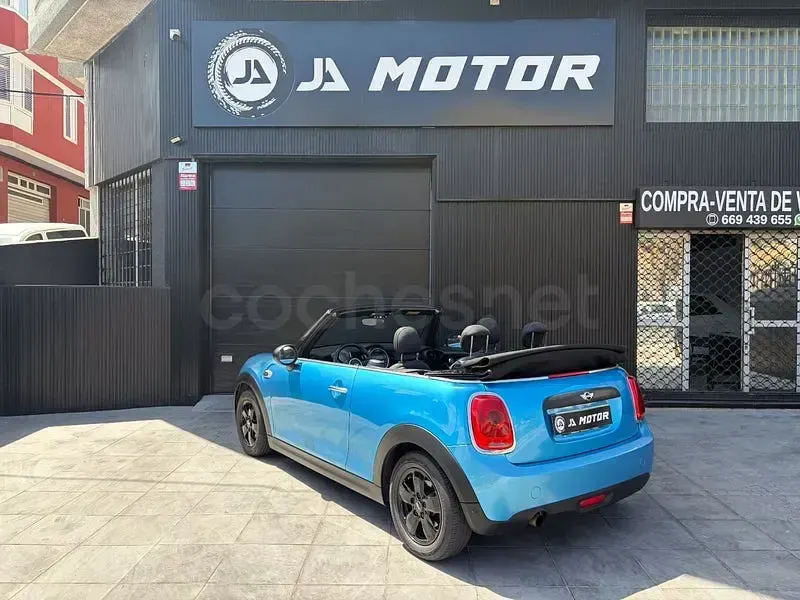 Usado Mini ONE 102 CV (75 kW) 2017 Azul Utilitario