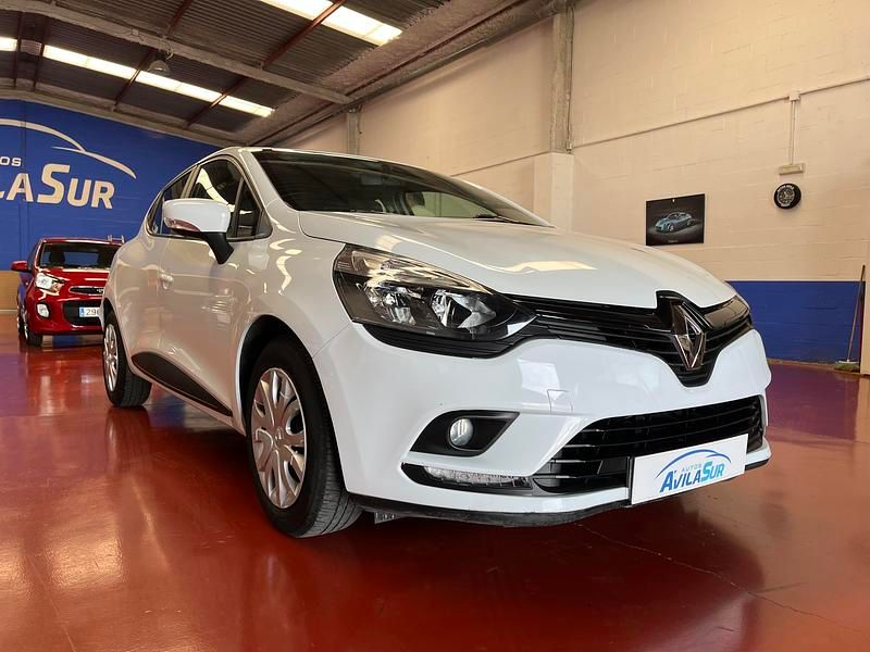 Usado Renault Clio IV 90 CV (66 kW) 2019 Blanco Utilitario