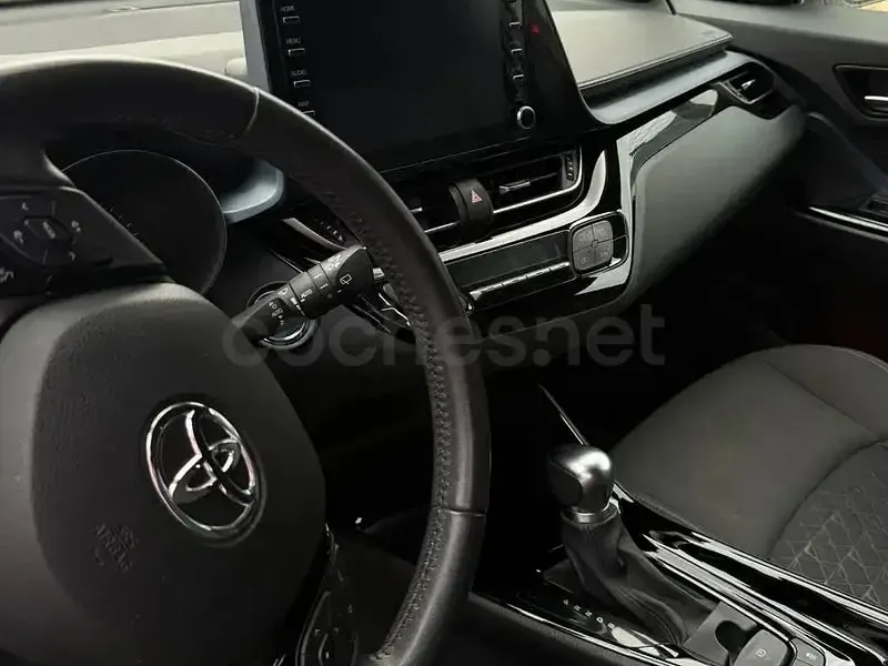Usado Toyota C-HR Advance 122 CV (89 kW) 2020 Blanco SUV