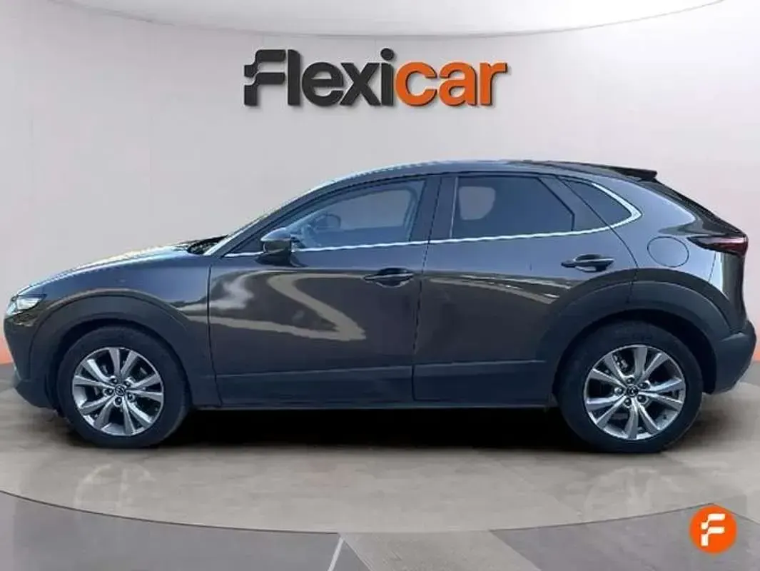 Usado Mazda CX-30 122 HP (89 kW) 2022 Preto SUV