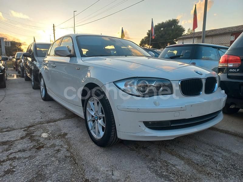 Usado BMW 118 143 CV (105 kW) 2010 Blanco Utilitario