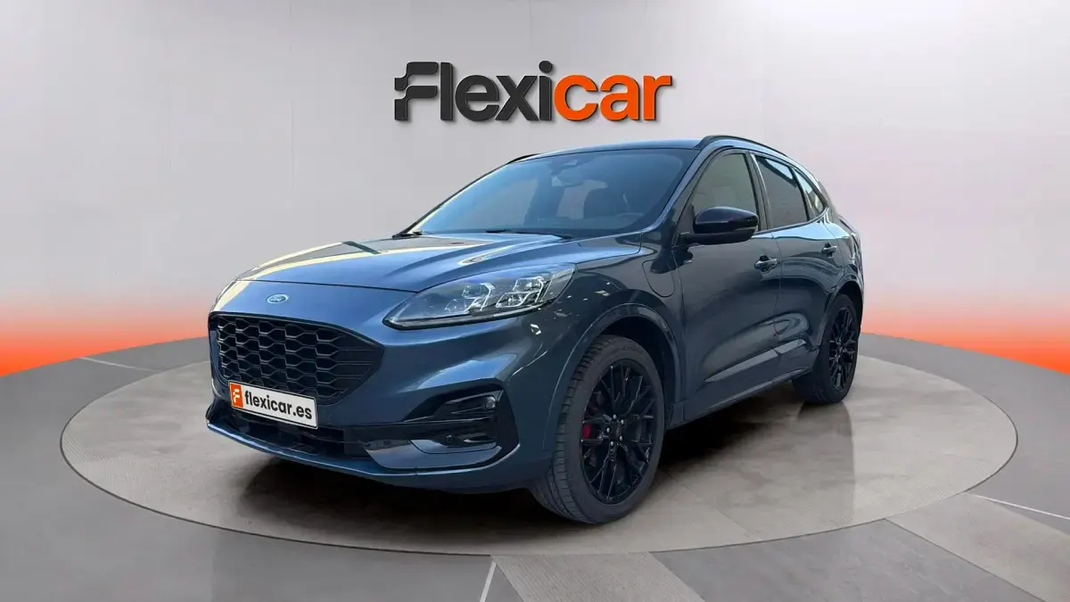 Usado Ford Kuga ST-Line 226 CV (166 kW) 2023 Azul SUV