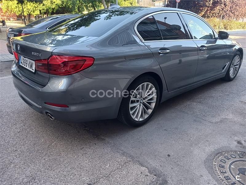 Usado BMW 530 258 CV (189 kW) 2018 Gris / plata Berlina