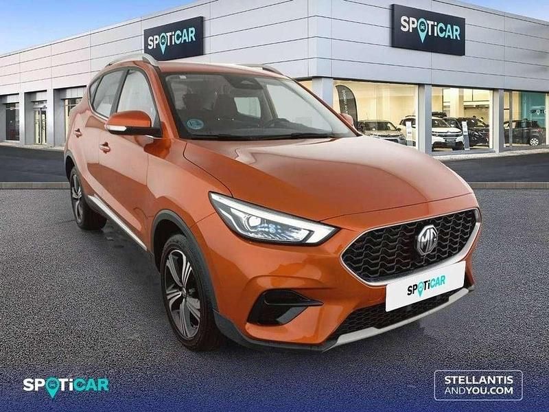 Usado MG ZS Comfort 107 CV (78 kW) 2025 Naranja SUV