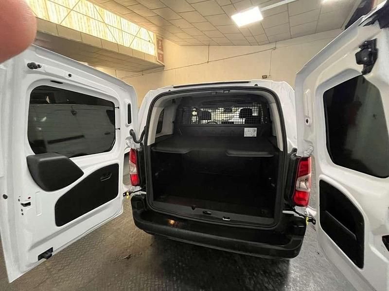 Nuevo Citroën Berlingo 102 CV (75 kW) 2025 Blanco Monovolumen