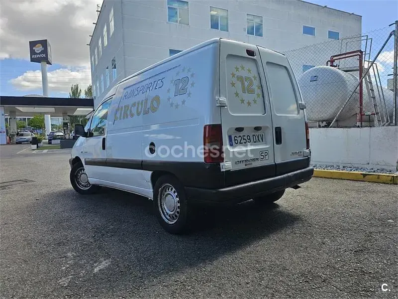 Usado Citroën Jumpy 71 CV (52 kW) 2004 Blanco Monovolumen