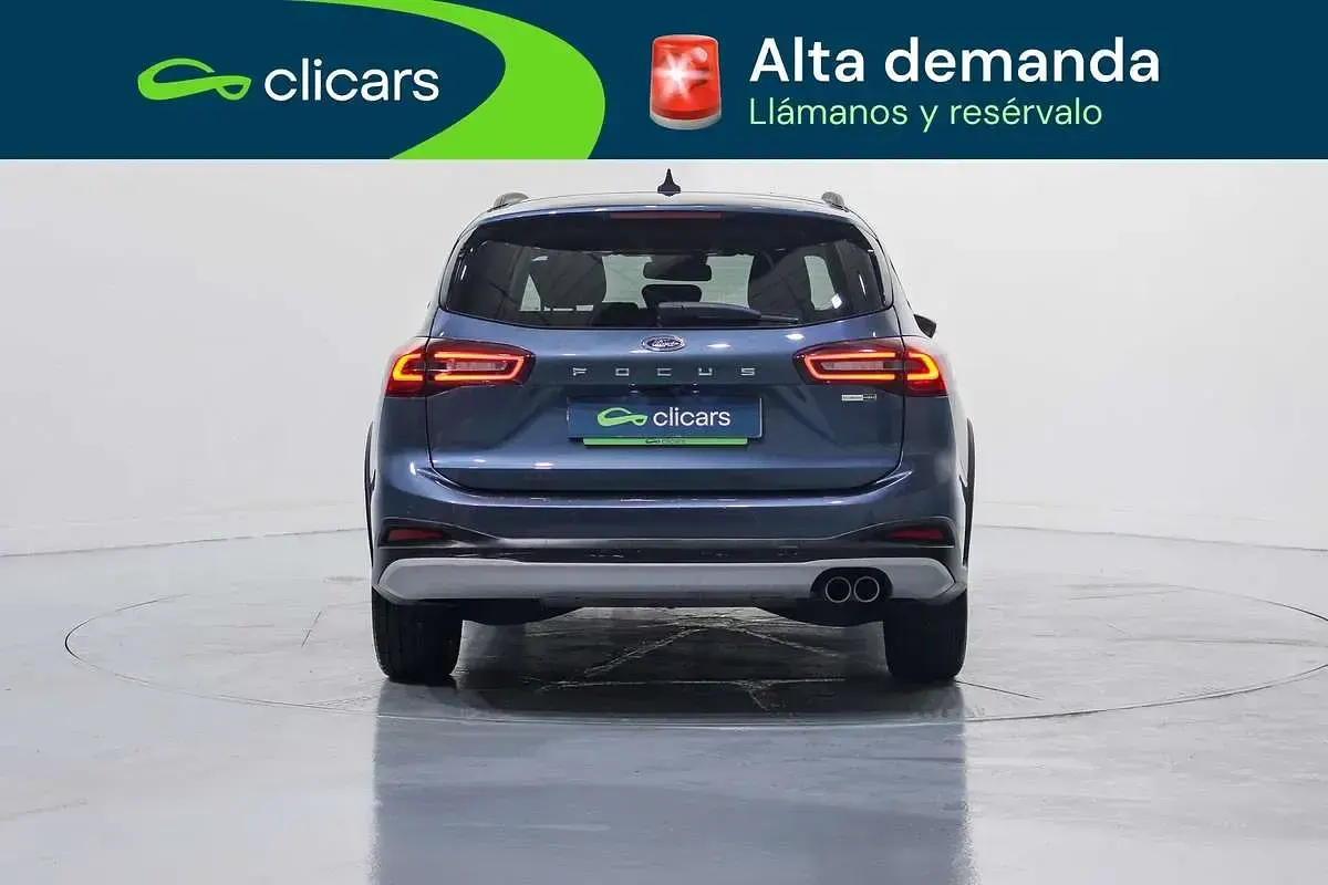 Usado Ford Focus Active 155 CV (114 kW) 2023 Azul Familiar