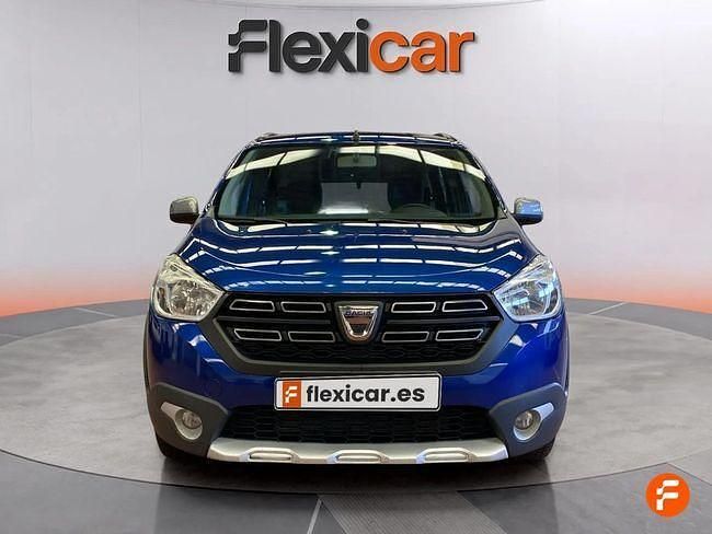 Usado Dacia Lodgy Comfort 115 CV (84 kW) 2022 Azul Monovolumen