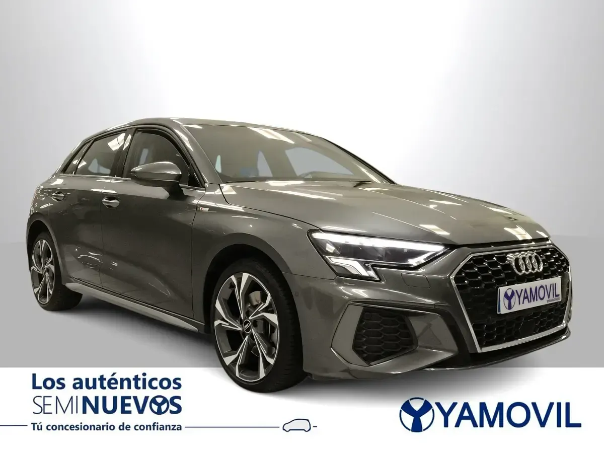 Usado Audi A3 Sportback S-Line 204 CV (150 kW) 2022 Gris Utilitario