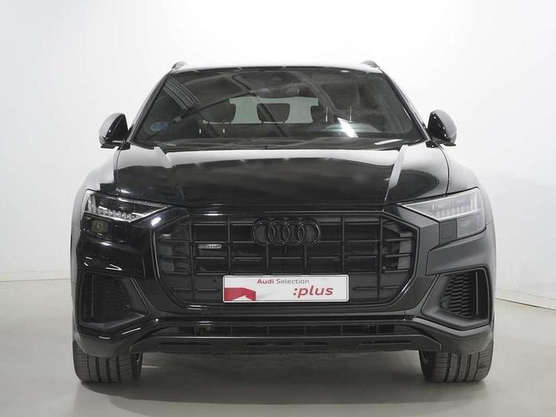 Usado Audi Q8 Ambiente 286 CV (210 kW) 2022 Negro SUV