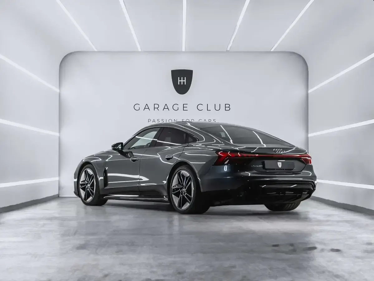 Usado Audi e-tron GT quattro 389 kW (530 CV) 2023 Negro Berlina