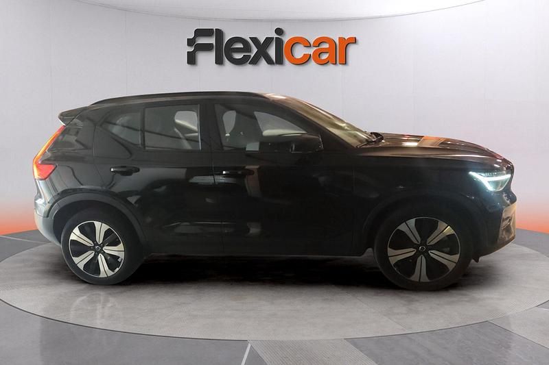 Usado Volvo XC40 Core 169 kW (231 CV) 2023 Negro SUV