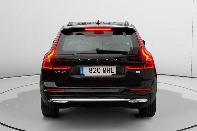 Usado Volvo XC60 Core 398 CV (292 kW) 2022 SUV