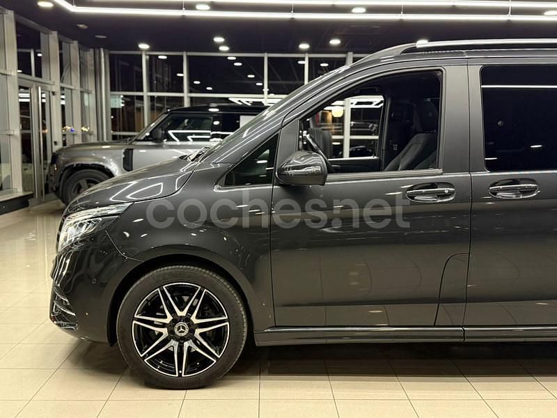 Usado Mercedes V300 Avantgarde 239 CV (175 kW) 2020 Gris Monovolumen