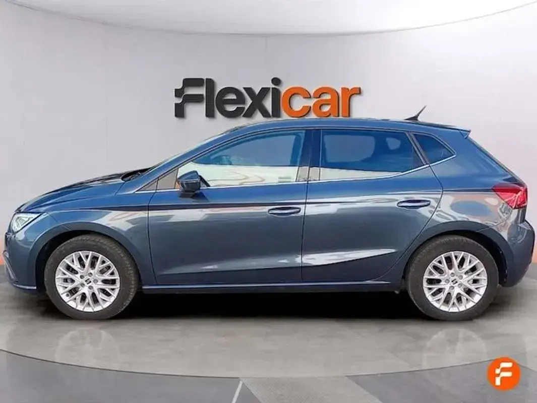 Usado Seat Ibiza XCELLENCE 116 CV (85 kW) 2024 Gris Utilitario