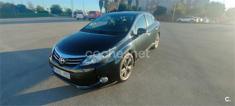 Negro Usado 2014 Toyota Avensis Advance Berlina | 9300 € (Precio justo) - Imagen 1/4