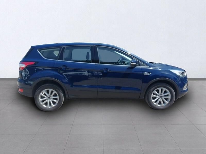 Usado Ford Kuga Trend 150 CV (110 kW) 2019 Azul SUV