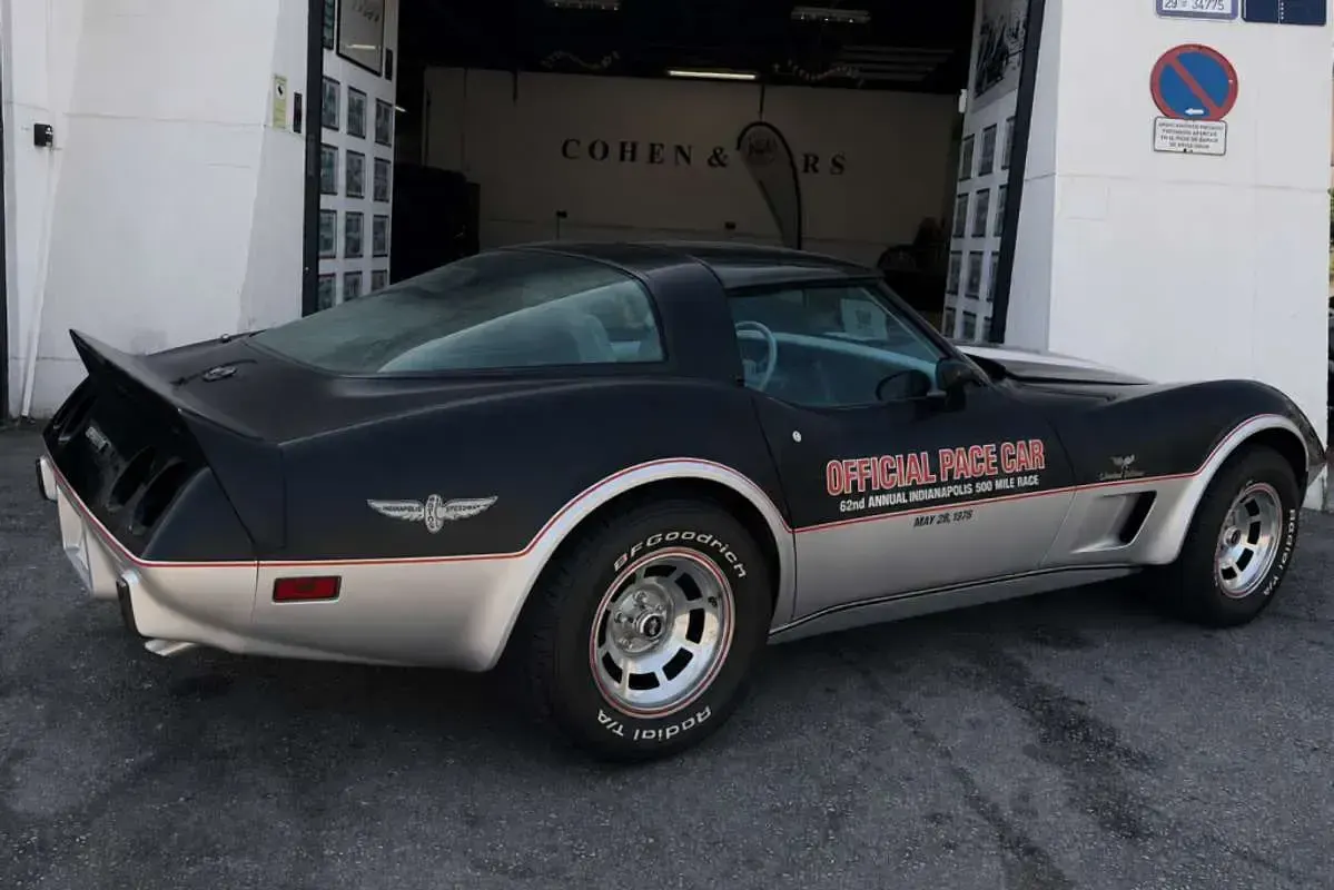 Usado Chevrolet Corvette 1978 Negro Descapotable