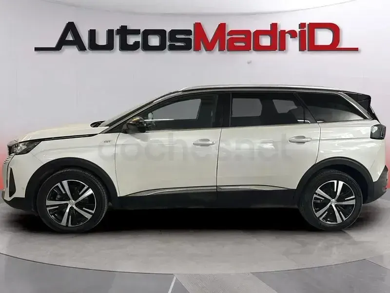 Usado Peugeot 5008 GT 131 CV (96 kW) 2022 Blanco SUV