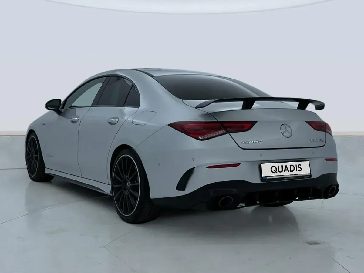 Usado Mercedes CLA35 AMG AMG 306 CV (225 kW) 2022 Gris plata Coupe