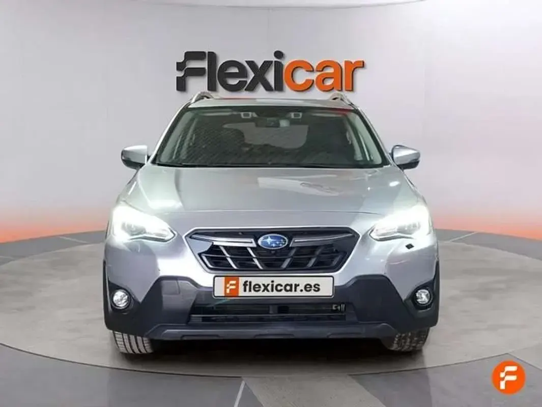 Usado Subaru XV 114 CV (83 kW) 2022 Gris SUV