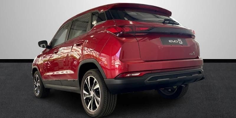 Nuevo EVO Evo 5 126 CV (92 kW) 2026 Rojo SUV