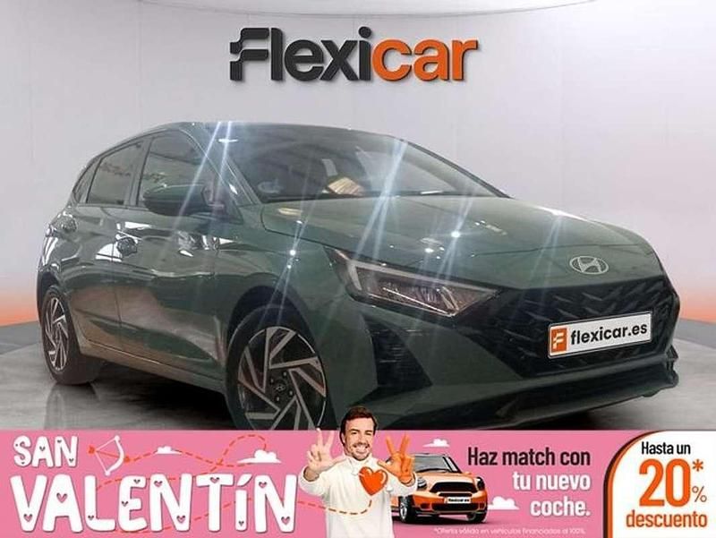 Usado Hyundai i20 101 CV (74 kW) 2024 Verde Utilitario