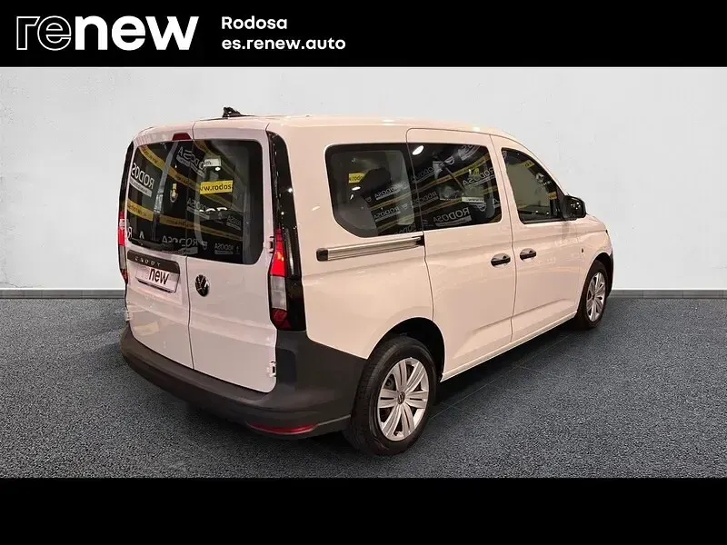 Usado VW Caddy 102 CV (75 kW) 2024 Blanco Monovolumen