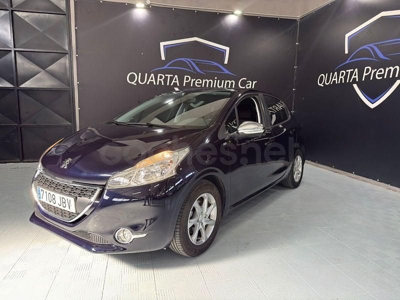 Usado Peugeot 208 Access 82 CV (60 kW) 2014 Azul Utilitario