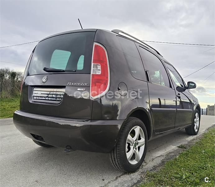 Usado Skoda Fabia Comfort 75 CV (55 kW) 2003 Marrón Berlina