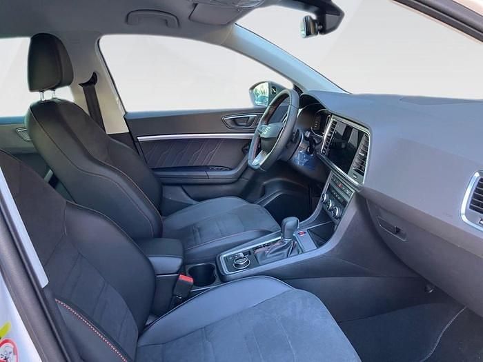 Usado Seat Ateca FR 150 CV (110 kW) 2025 Blanco SUV