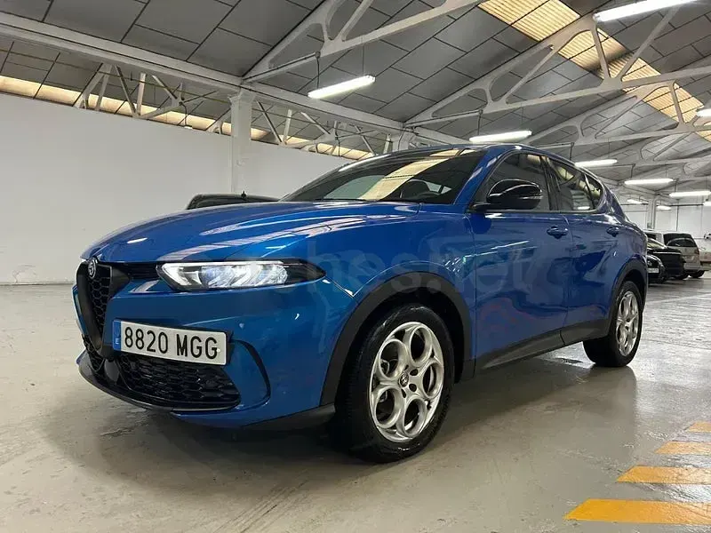 Usado Alfa Romeo Tonale Sprint 130 CV (95 kW) 2023 Azul SUV