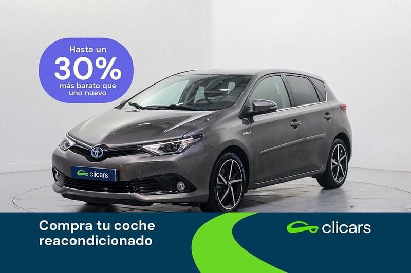 Usado Toyota Auris Hybrid Edition 136 CV (100 kW) 2018 Marrón Berlina
