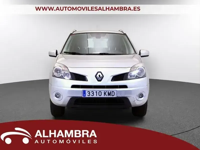 Usado Renault Koleos Zen 177 CV (130 kW) 2015 Gris SUV