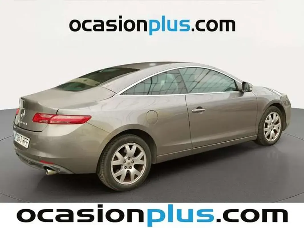 Usado Renault Laguna Coupé 150 CV (110 kW) 2011 Gris Coupe