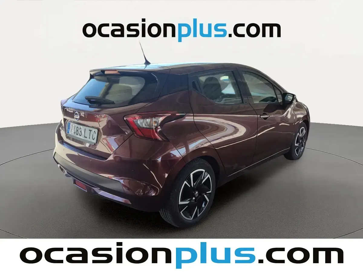 Usado Nissan Micra Acenta 92 CV (67 kW) 2021 Rojo Utilitario