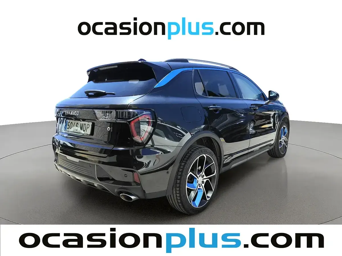 Usado Lynk & Co 01 261 CV (191 kW) 2023 Negro SUV