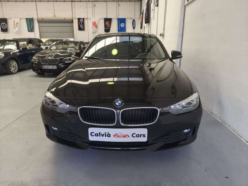 Usado BMW 316 Sport Line 136 CV (100 kW) 2015 Negro Familiar