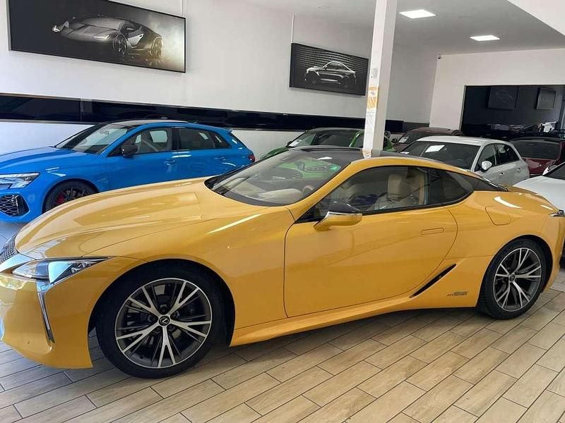 Usado Lexus LC 500 Luxury Line 359 CV (264 kW) 2017 Amarillo Coupe