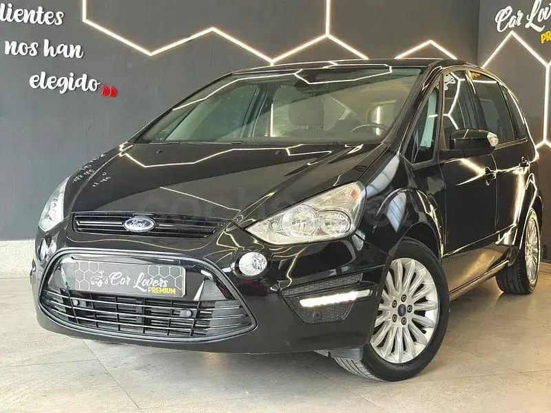 Begagnad Ford S-MAX Titanium 150 HK (110 kW) 2015 Svart Minibuss