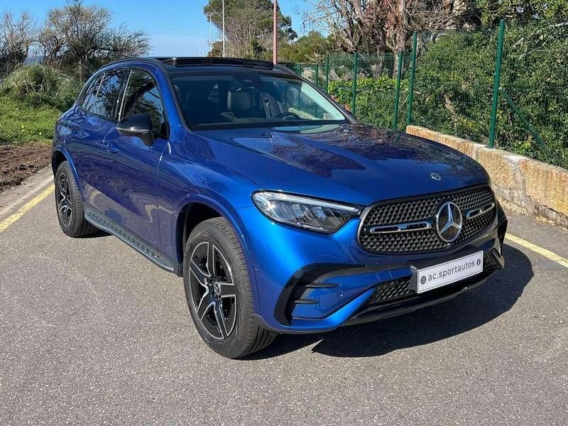Usado Mercedes GLC300e 333 CV (244 kW) 2023 Azul SUV