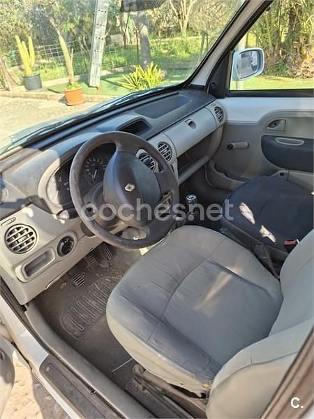 Usado Renault Kangoo 105 CV (77 kW) 2009 Blanco Monovolumen