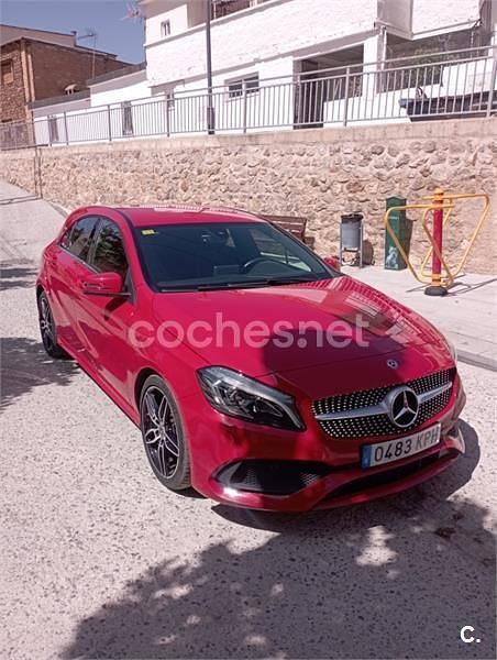 Usado Mercedes A200 136 CV (100 kW) 2018 Rojo Berlina