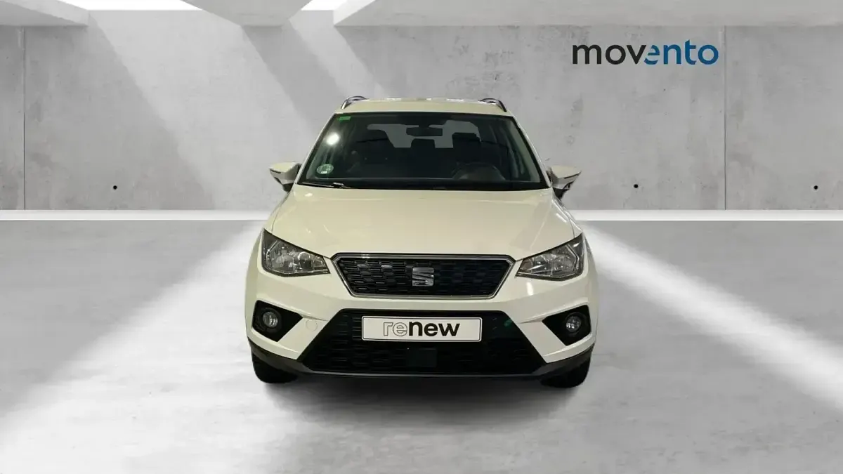 Usado Seat Arona Ecomotive 95 CV (69 kW) 2017 Blanco SUV