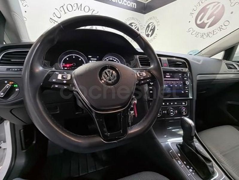 Usado VW Golf VII Advance 150 CV (110 kW) 2020 Blanco Berlina